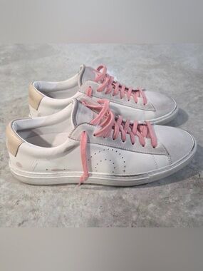 Oliver Cabell sneaks size 8.5